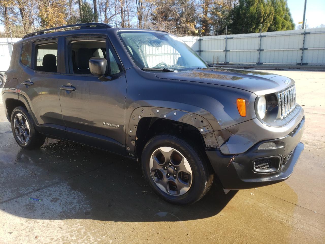 VIN ZACCJBAB6HPG55808 2017 JEEP RENEGADE no.4