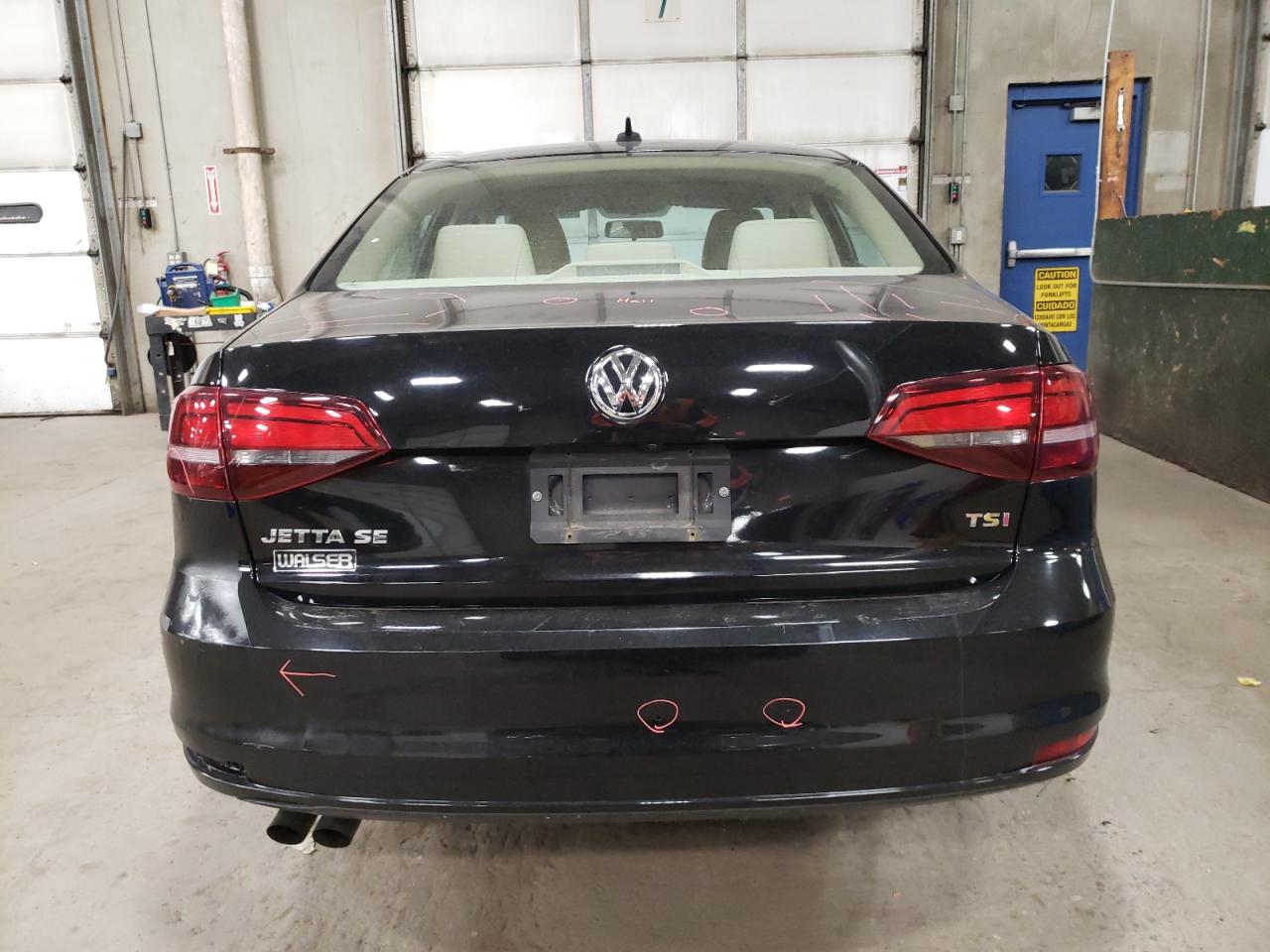 2016 Volkswagen Jetta - Image 6