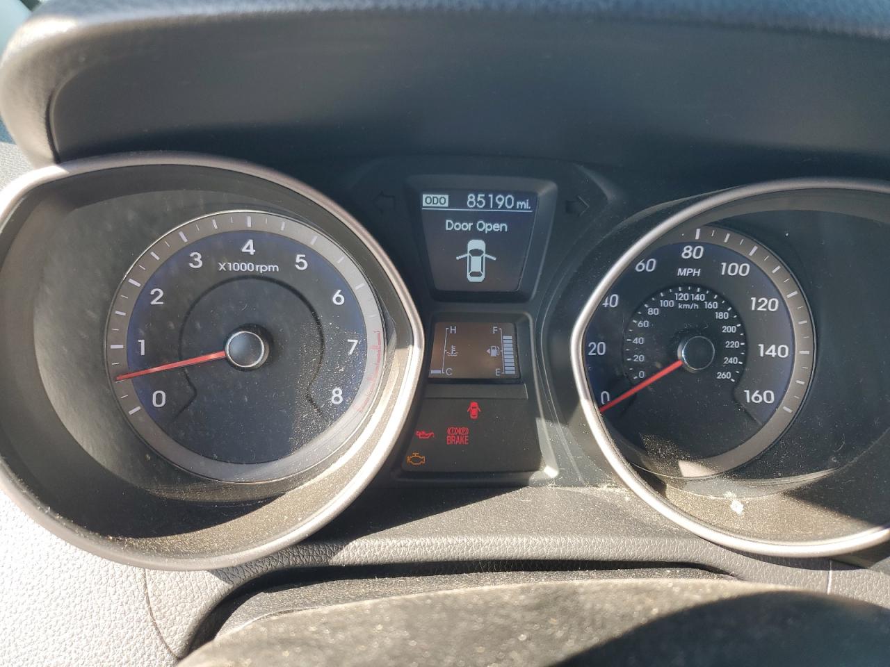 2015 Hyundai Elantra - Image 9