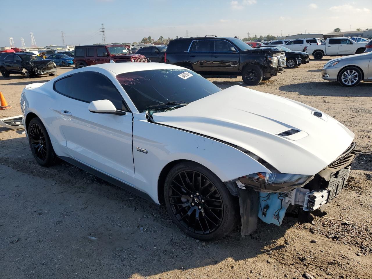 2022 Ford Mustang - Image 4