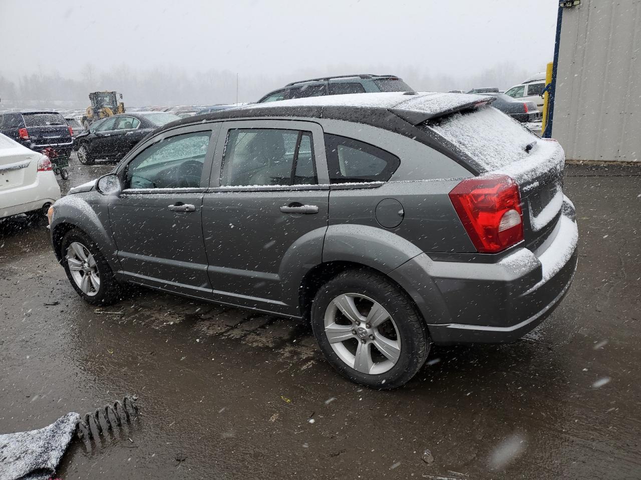 2012 Dodge Caliber - Image 2
