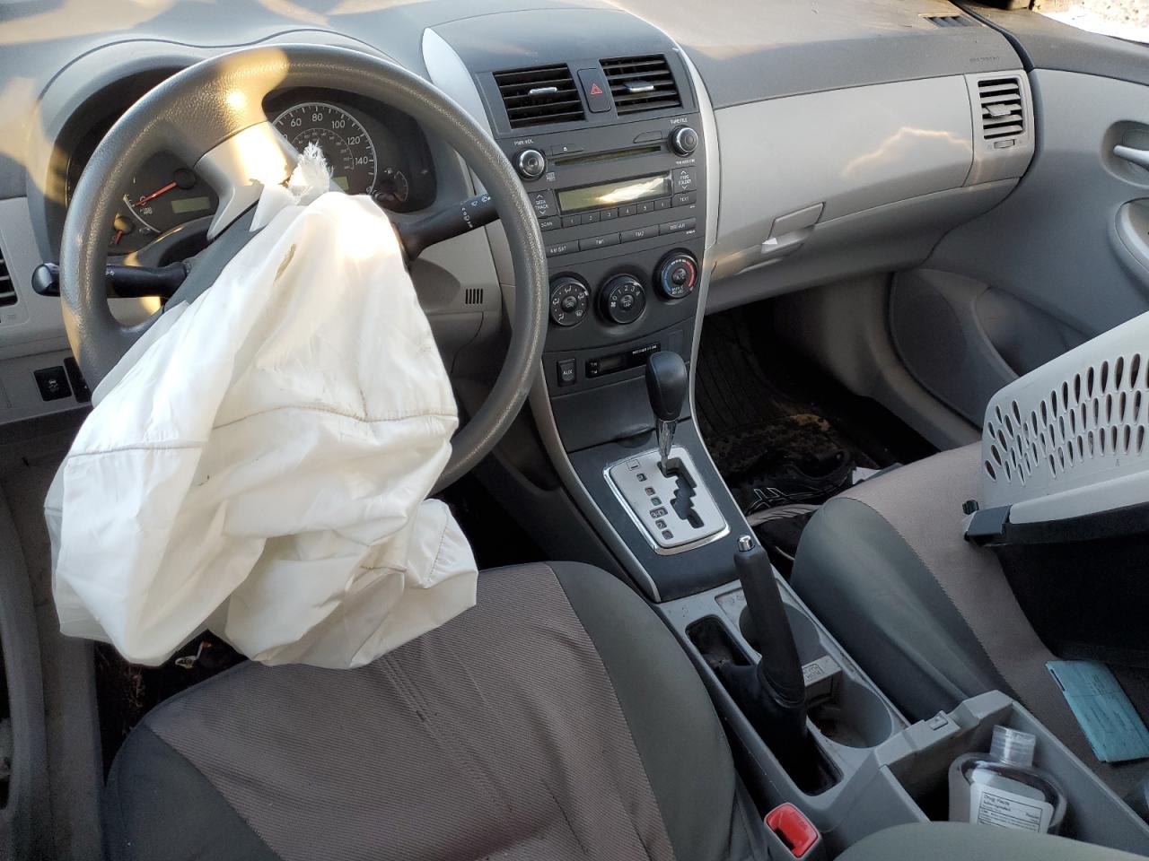 2010 Toyota Corolla - Image 8