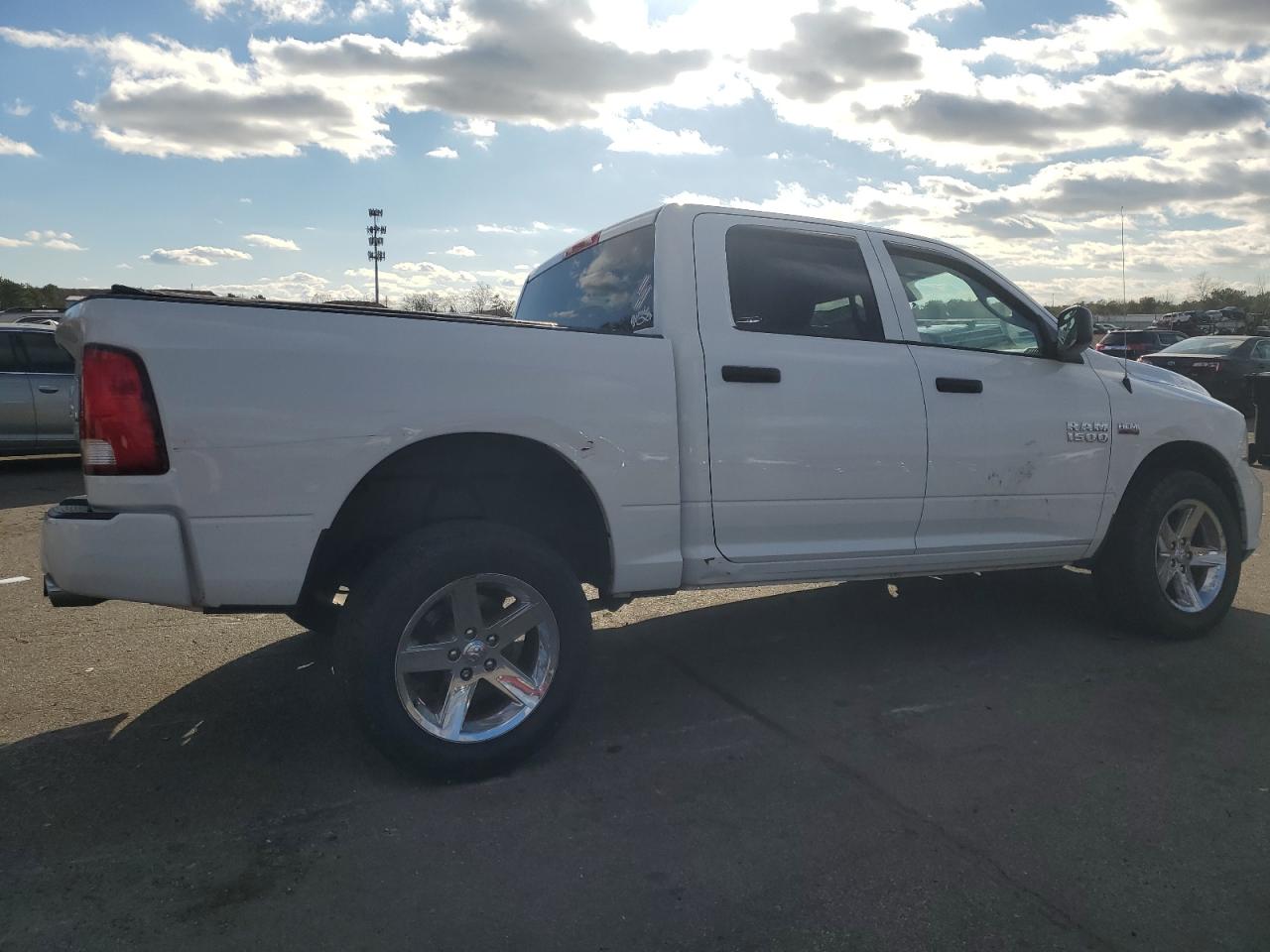 VIN 3C6RR7KT9JG197171 2018 RAM 1500 no.3