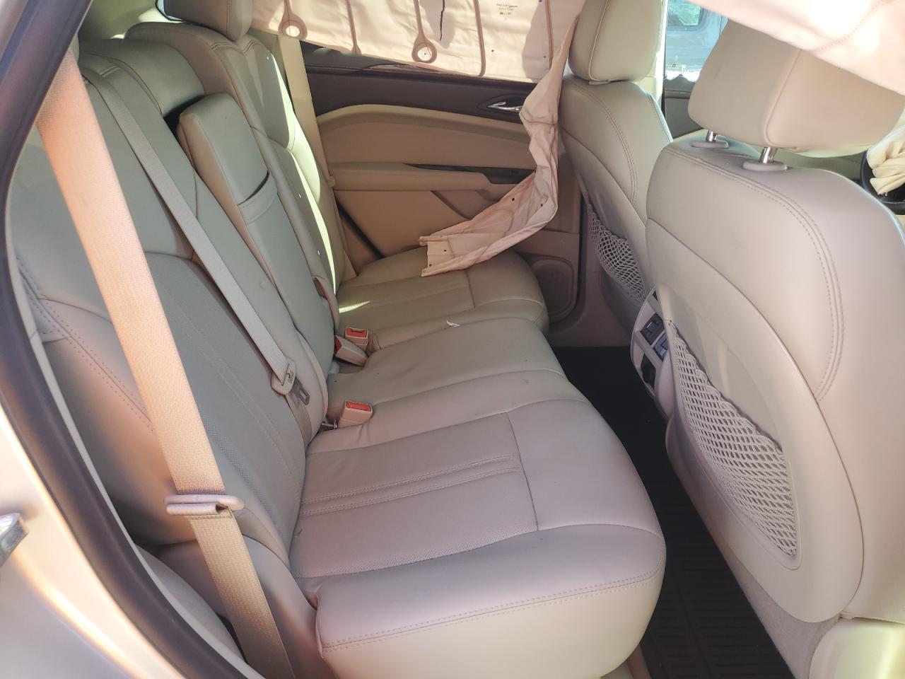 2016 Cadillac SRX - Image 12