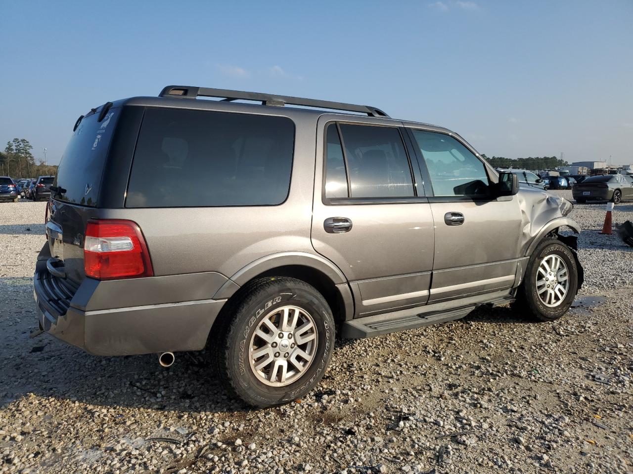 2012 Ford Expedition - Image 3