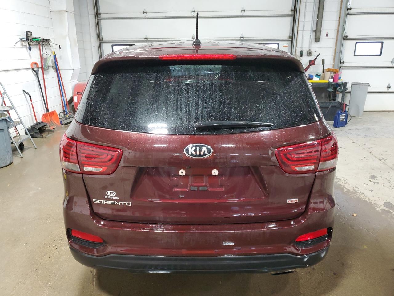 2020 Kia Sorento L VIN: 5XYPGDA39LG662443 Lot: 83776944