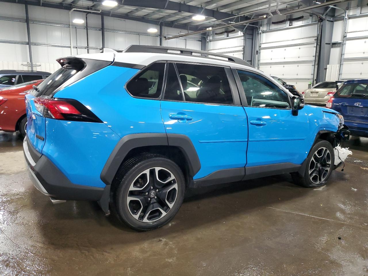 2019 Toyota RAV 4 - Image 3