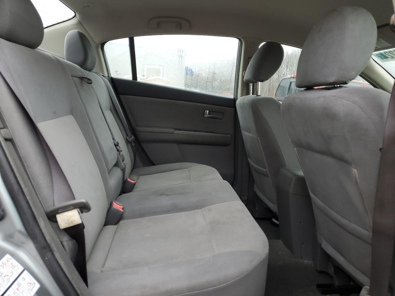 2009 Nissan Sentra - Image 10