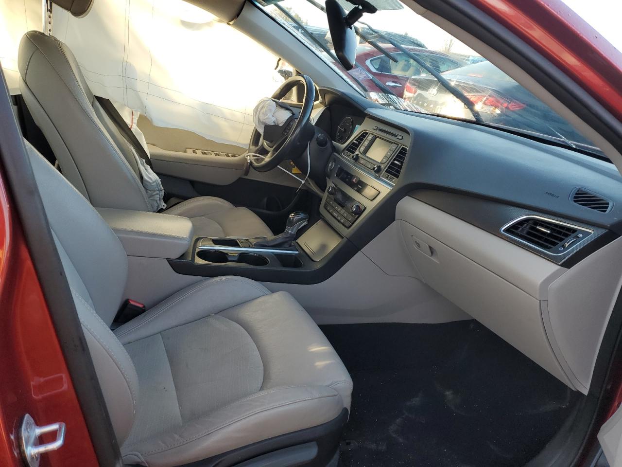 2015 Hyundai Sonata - Image 7