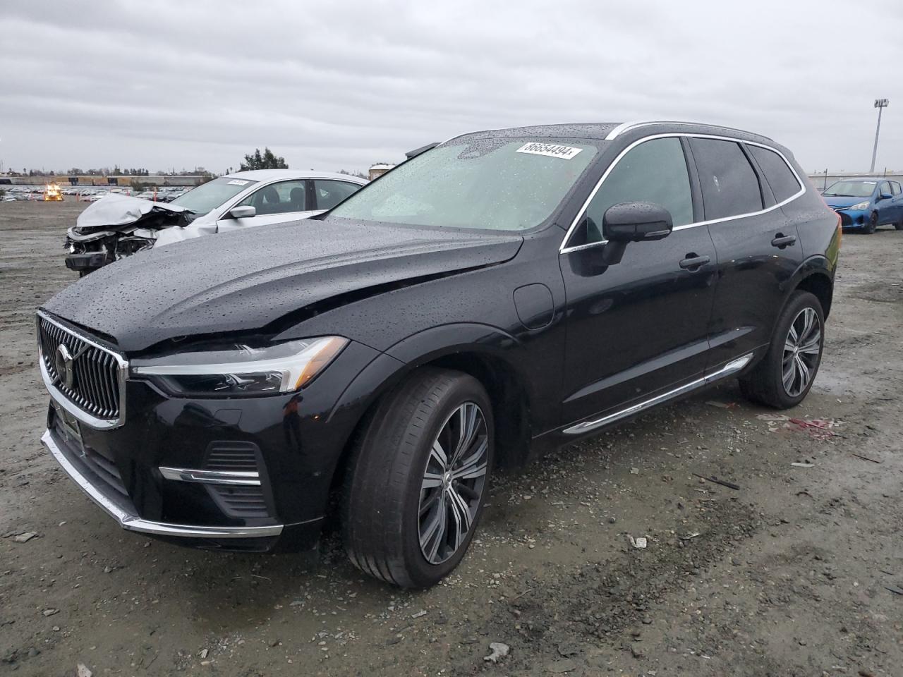 2022 VOLVO XC60 T8 RE