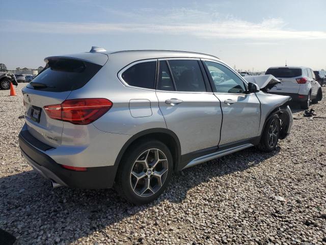  BMW X1 2018 Серебристый