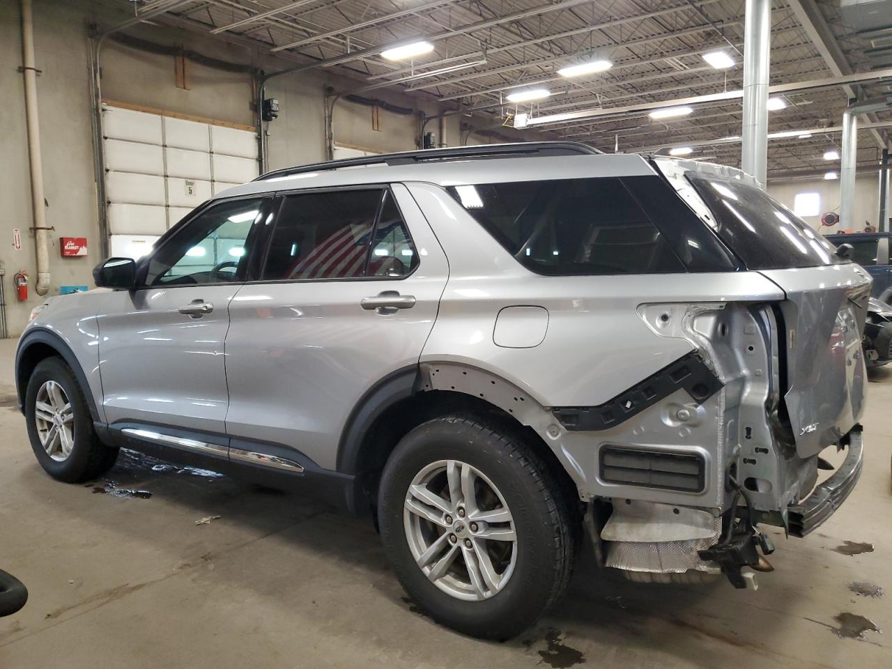 2021 Ford Explorer - Image 2