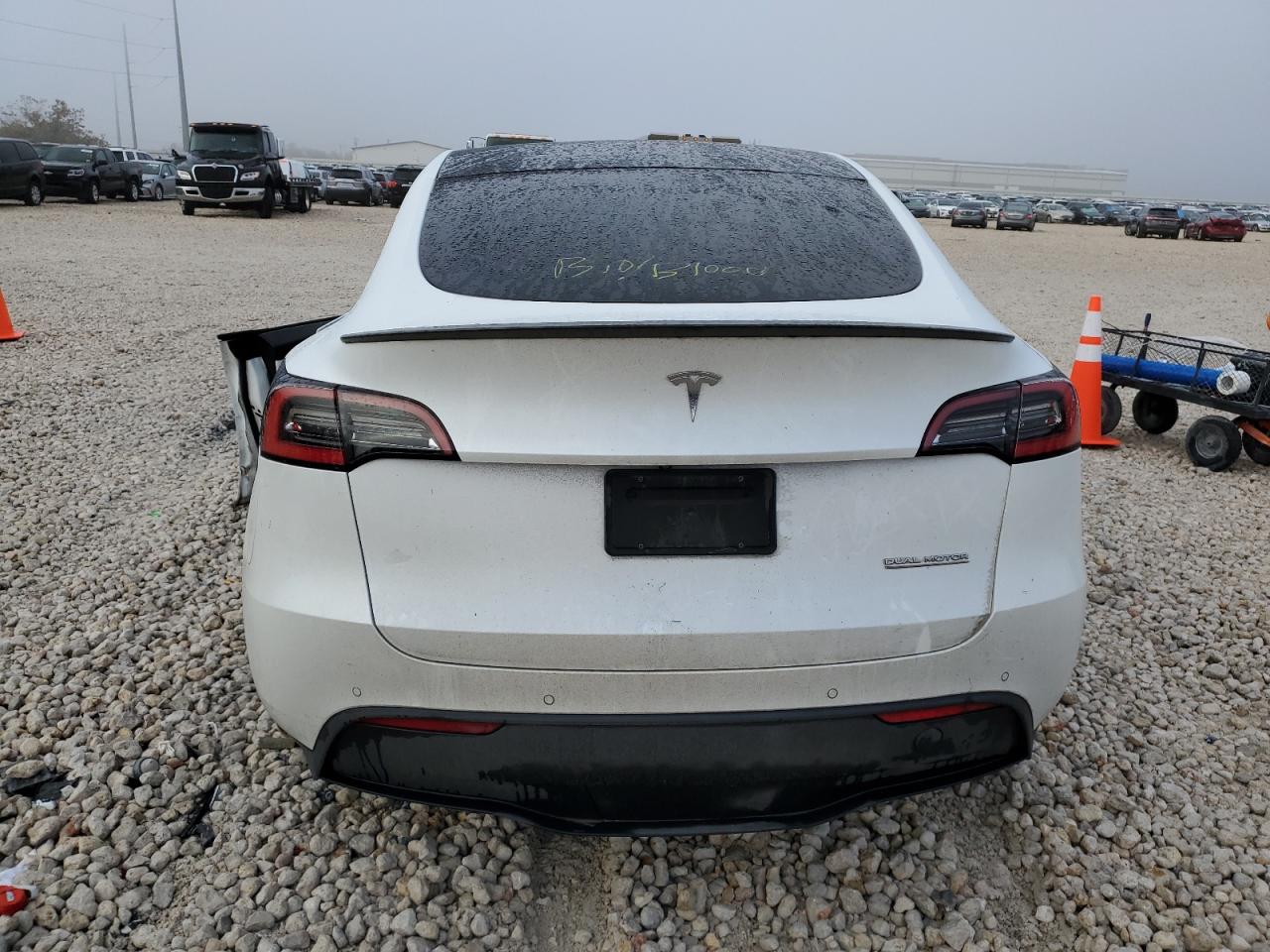 2020 Tesla Model Y VIN: 5YJYGDEF6LF049924 Lot: 83527874