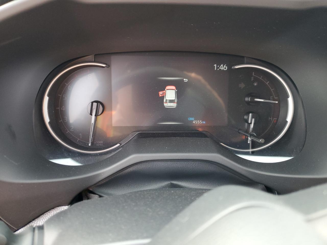2024 Toyota RAV 4 - Image 9