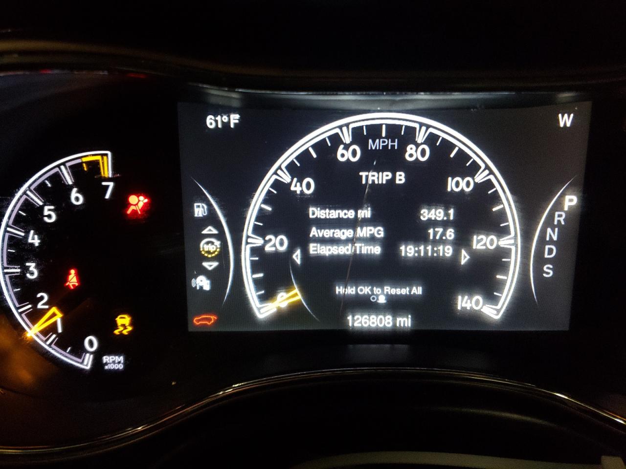 2014 Jeep Grand Cherokee - Image 9
