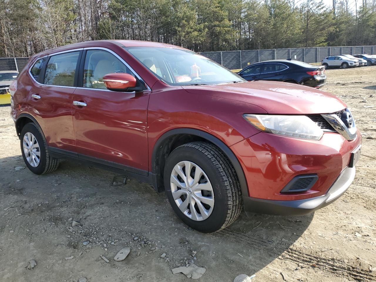 2015 Nissan Rogue - Image 4