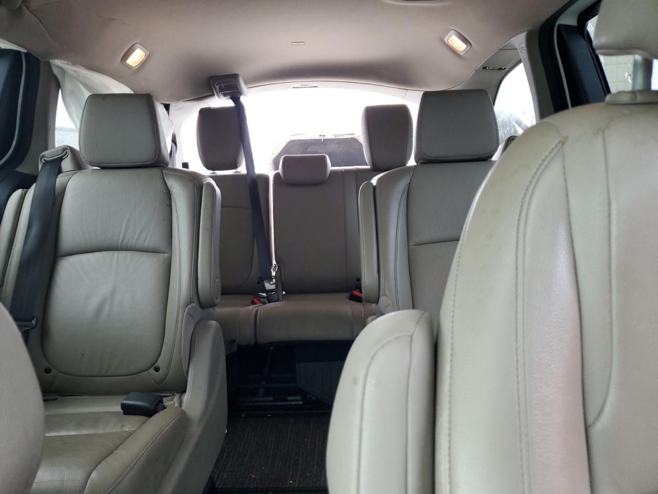 2022 Honda Odyssey - Image 10