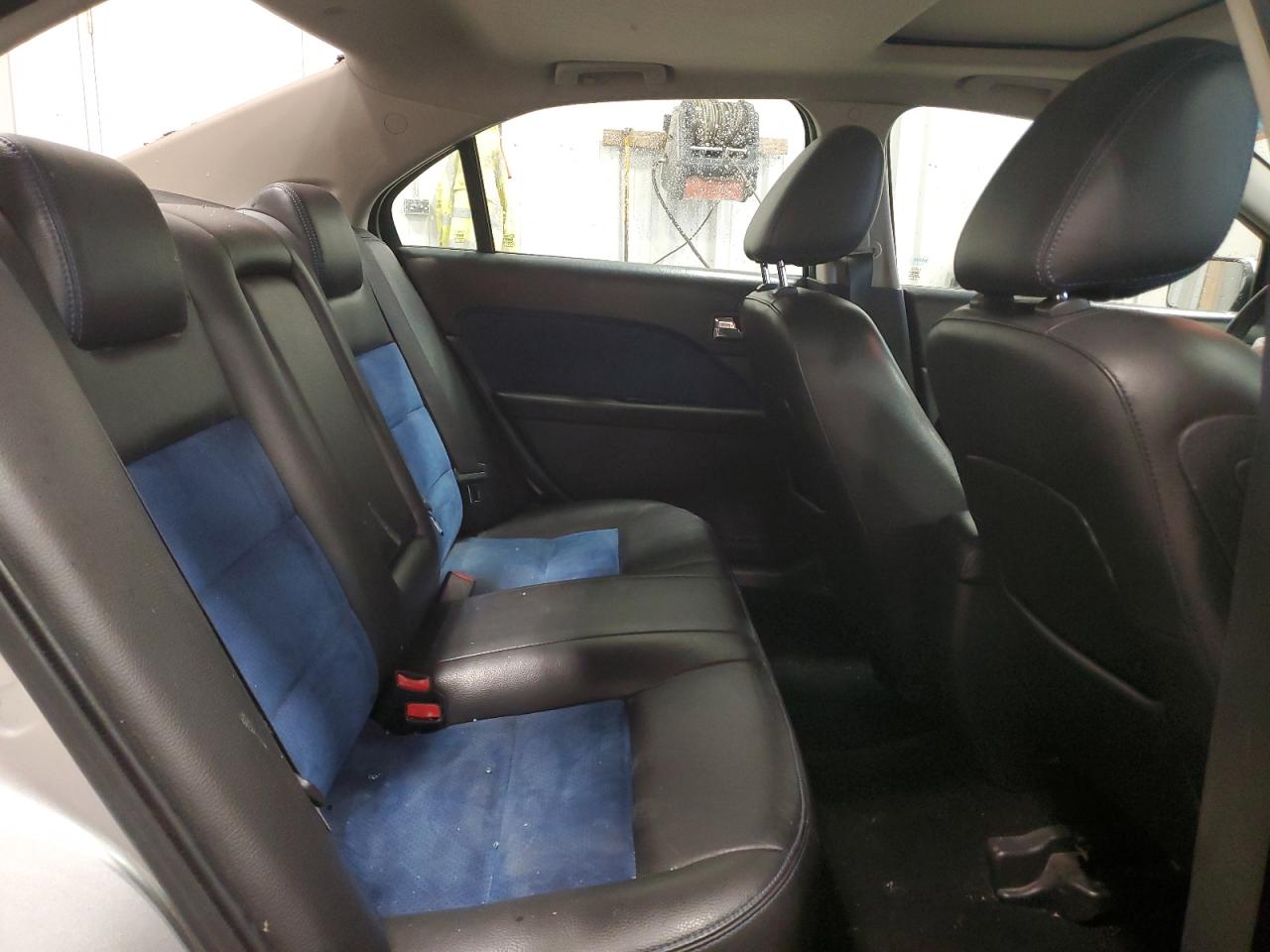 2009 Ford Fusion - Image 10