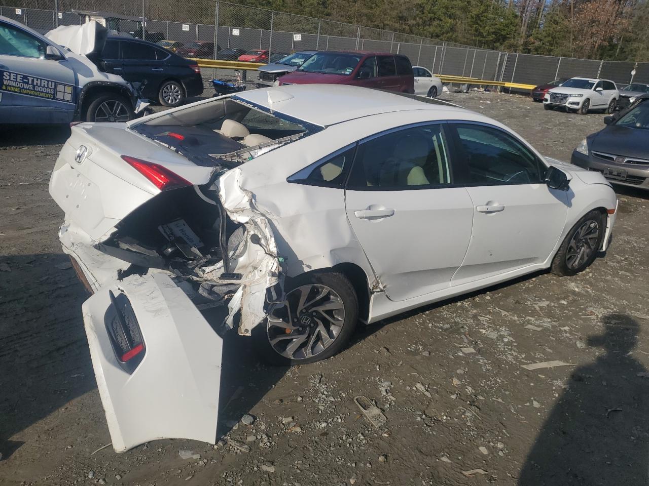 19XFC2F7XJE207330 - 2018 Honda CIVIC - #undefined