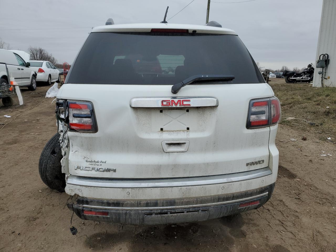2016 GMC Acadia - Image 6