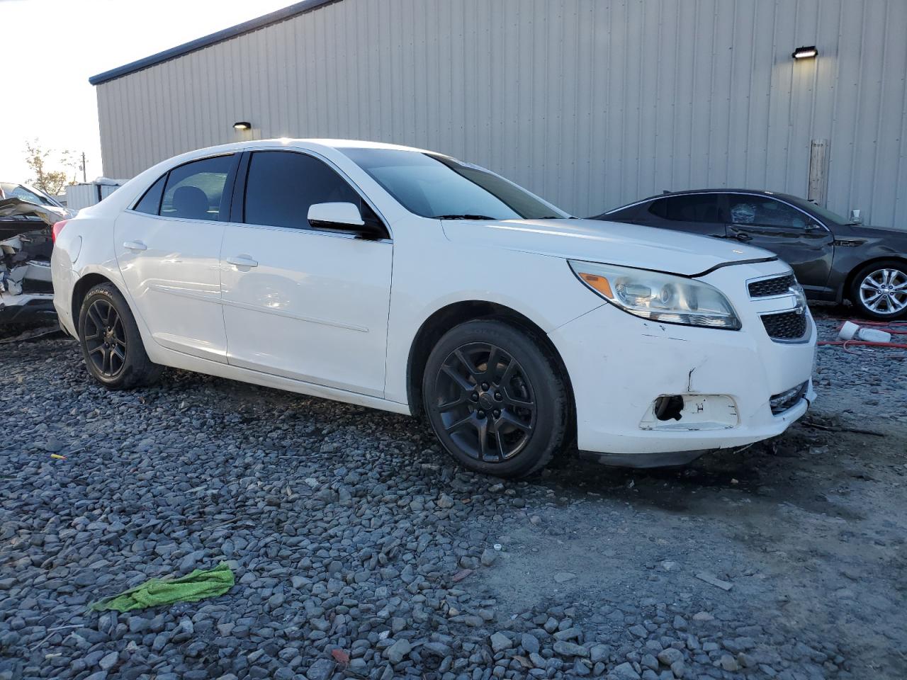 VIN 1G11C5SA5DF140295 2013 CHEVROLET MALIBU no.4