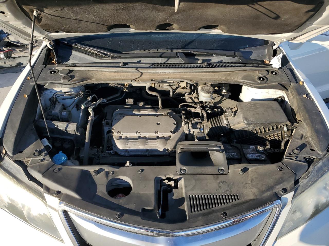 VIN 5J8TB3H52DL015646 2013 ACURA RDX no.12