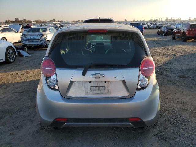  CHEVROLET SPARK 2015 Srebrny