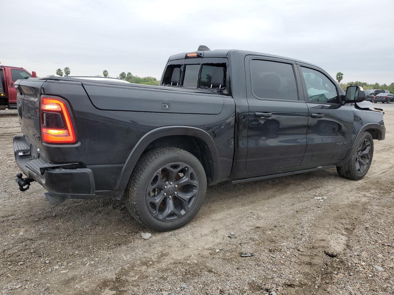 2021 RAM 1500 - Image 3