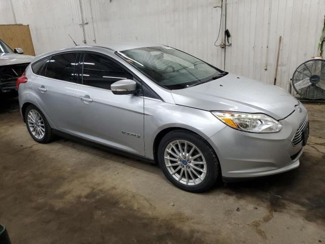  FORD FOCUS 2013 Silver