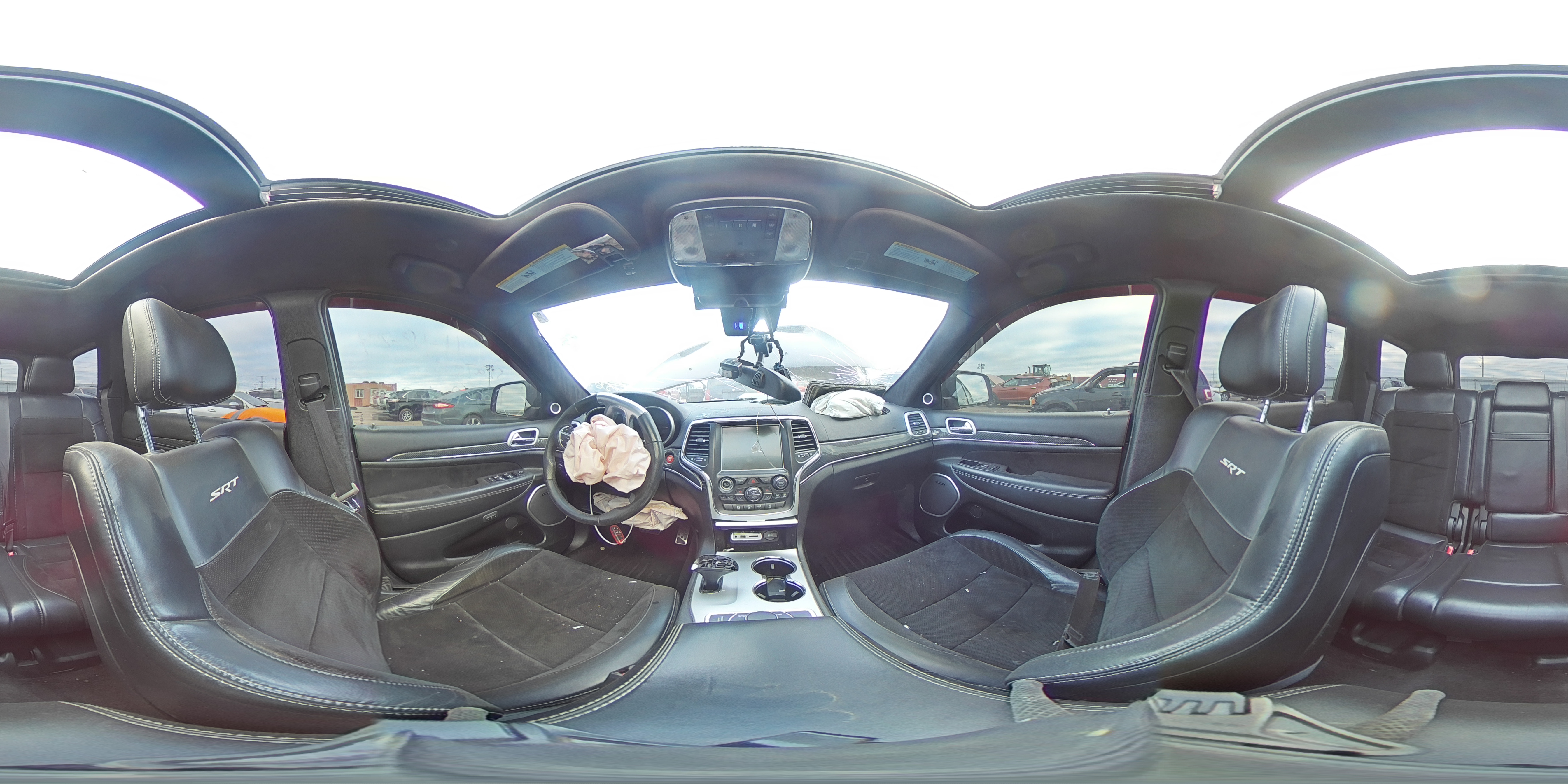 2015 Jeep Grand Cherokee - Image 13