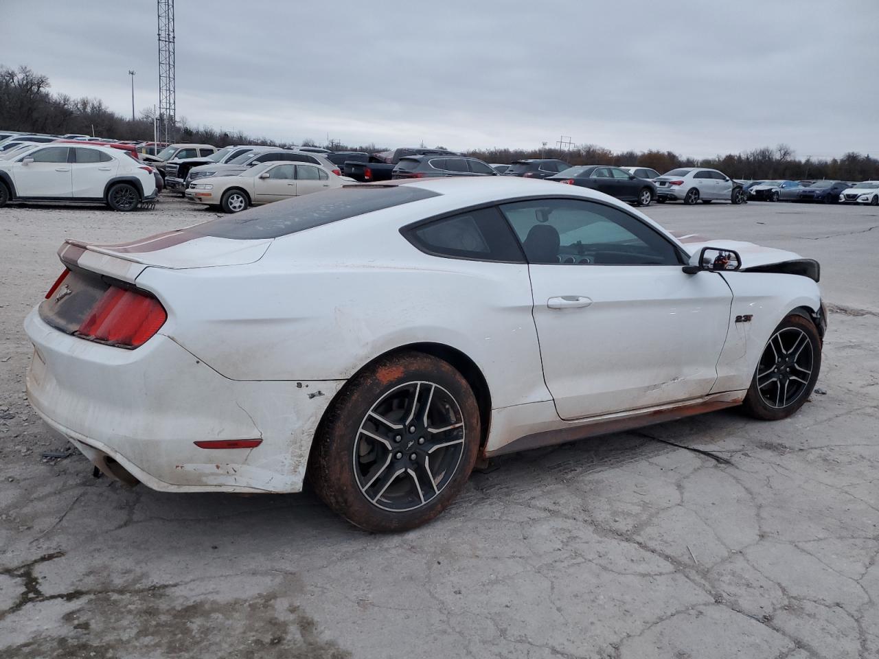 2015 Ford Mustang - Image 3