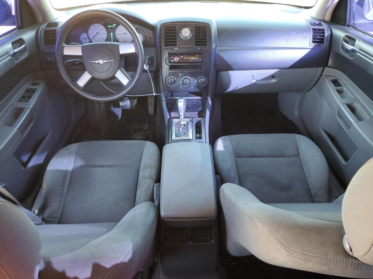 2005 Chrysler 300 VIN: 2C3JA43R65H603898 Lot: 85925154