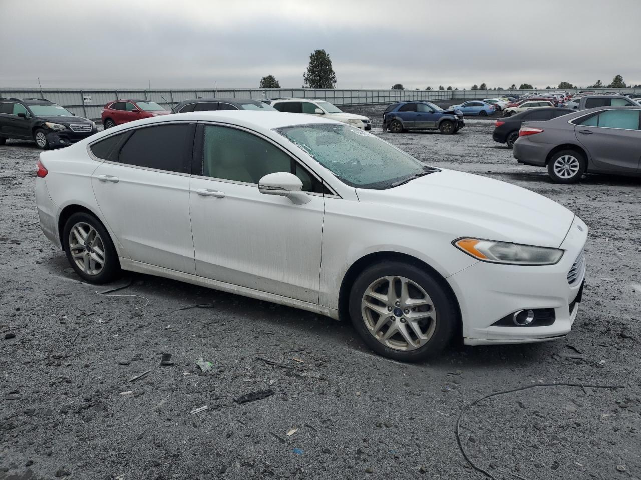 VIN 1FA6P0HD3E5389844 2014 FORD FUSION no.4