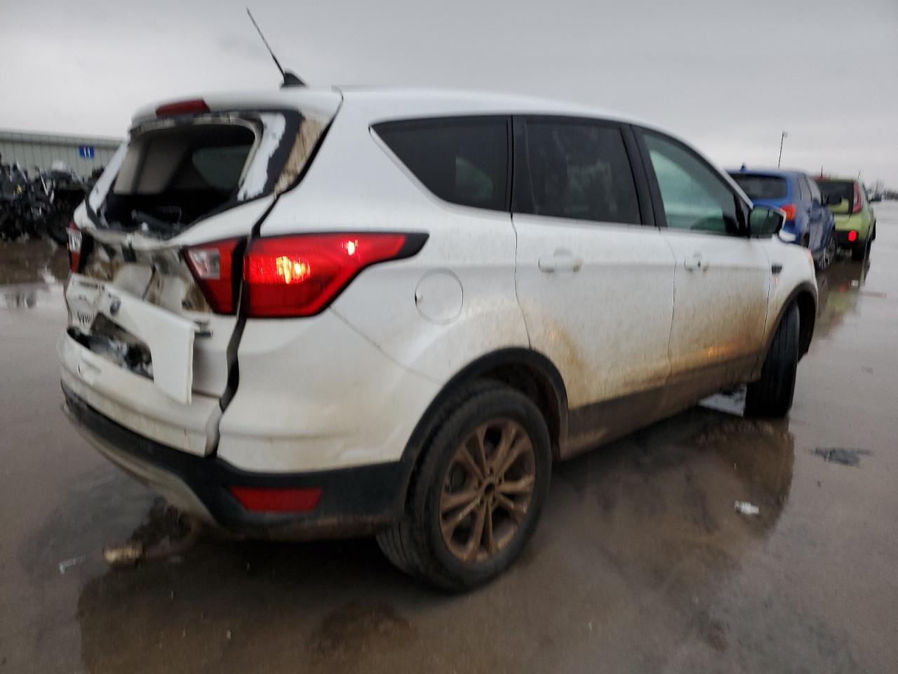 2019 Ford Escape - Image 3
