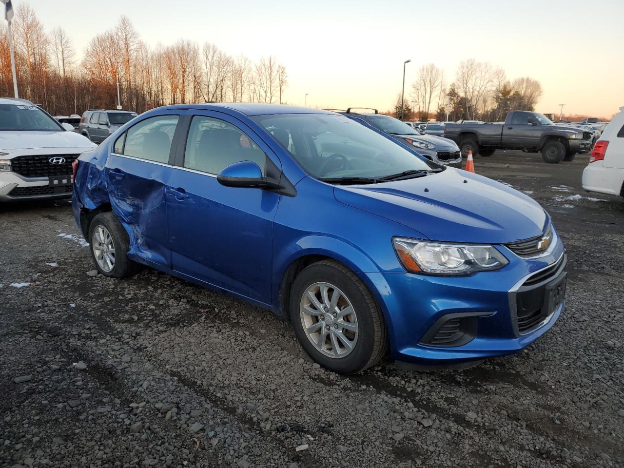 2020 Chevrolet Sonic - Image 4