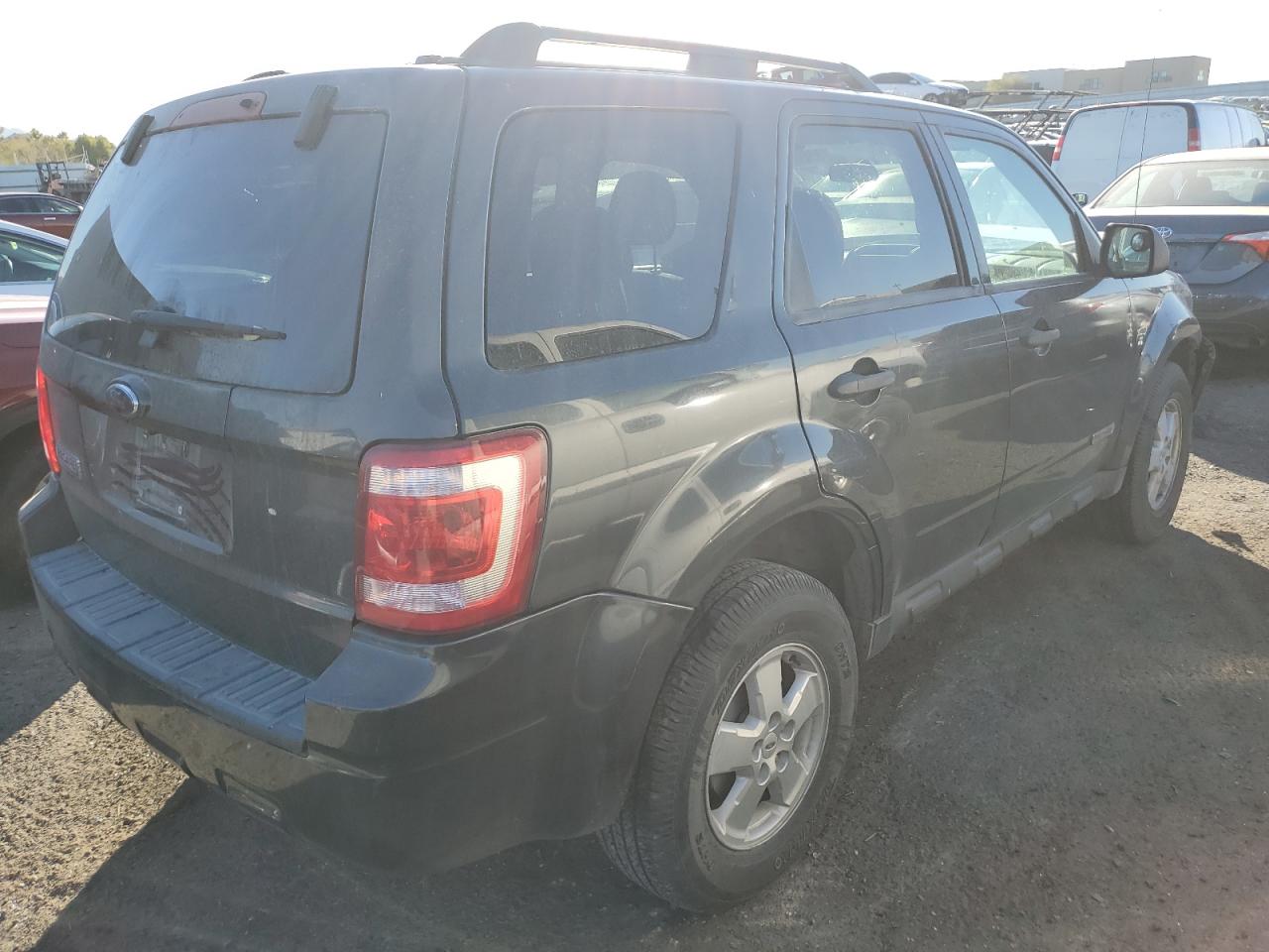 2008 Ford Escape - Image 3