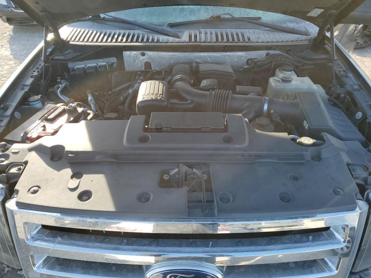 2013 Ford Expedition - Image 12