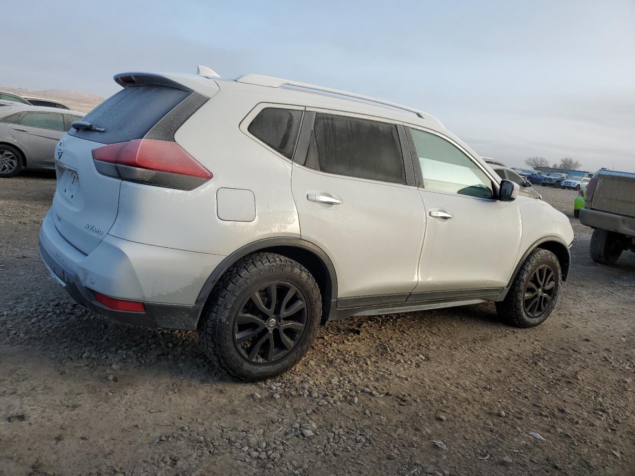 2019 Nissan Rogue - Image 3