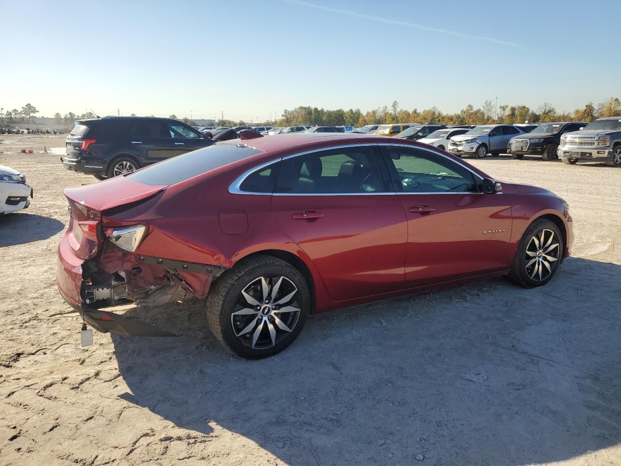 2017 Chevrolet Malibu - Image 3