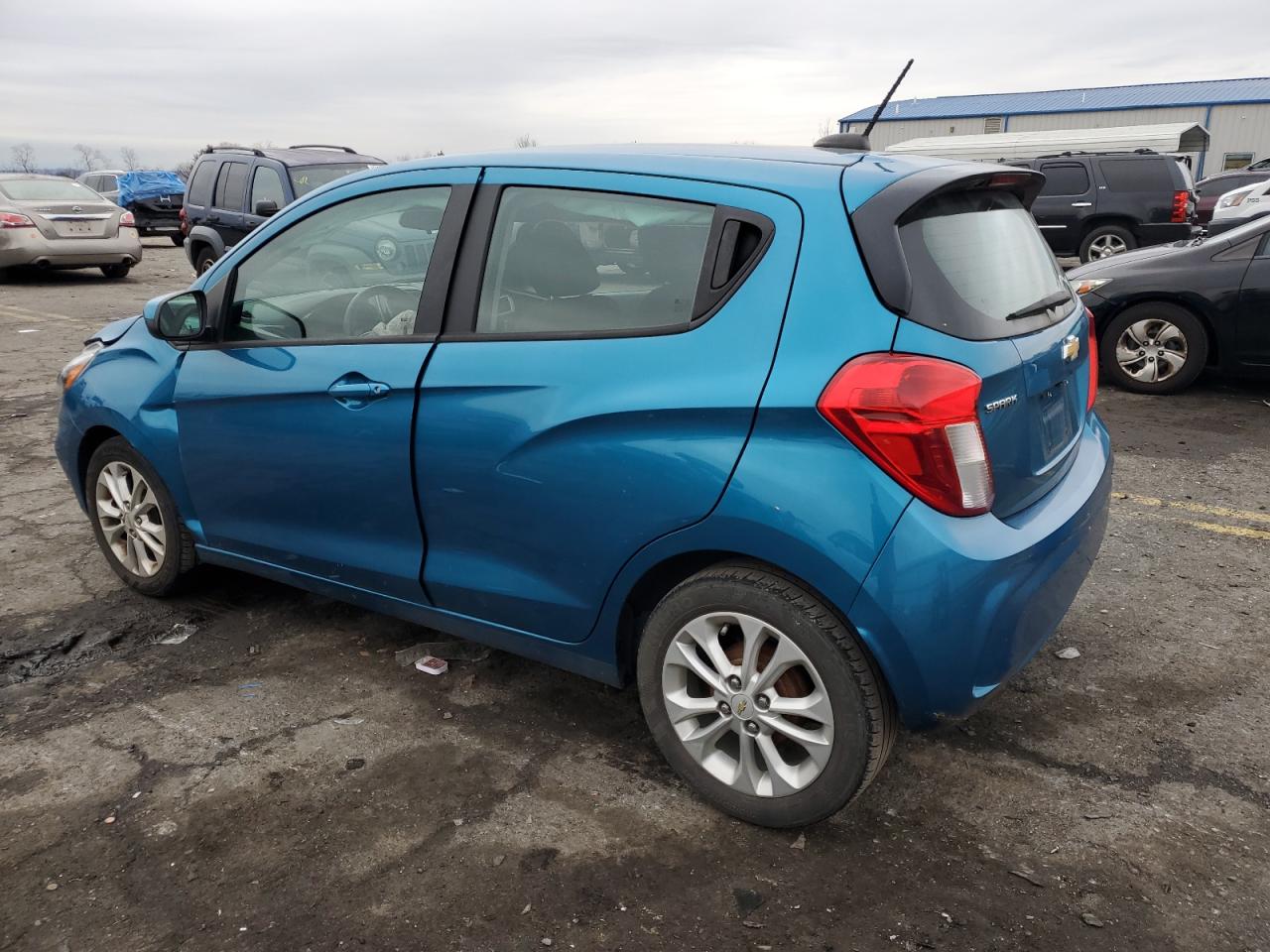 VIN KL8CD6SA7KC778753 2019 CHEVROLET SPARK no.2