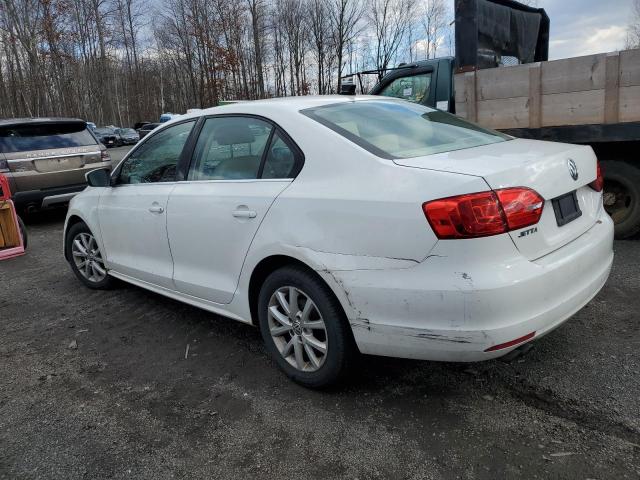 Sedans VOLKSWAGEN JETTA 2013 White