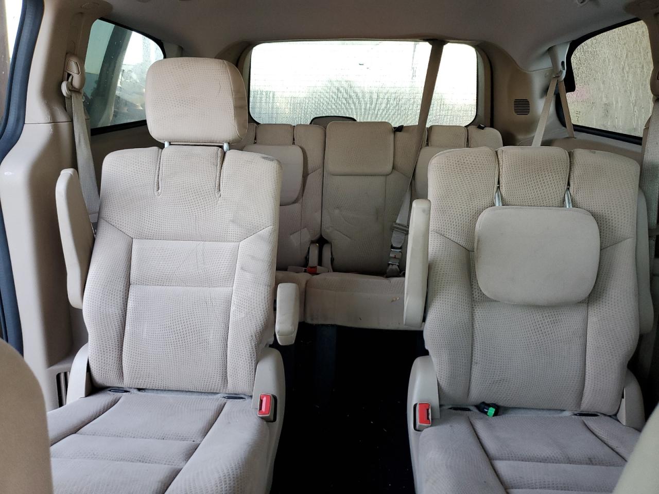 2014 Dodge Caravan - Image 10