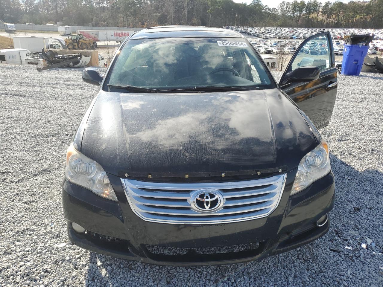 2010 Toyota Avalon - Image 5