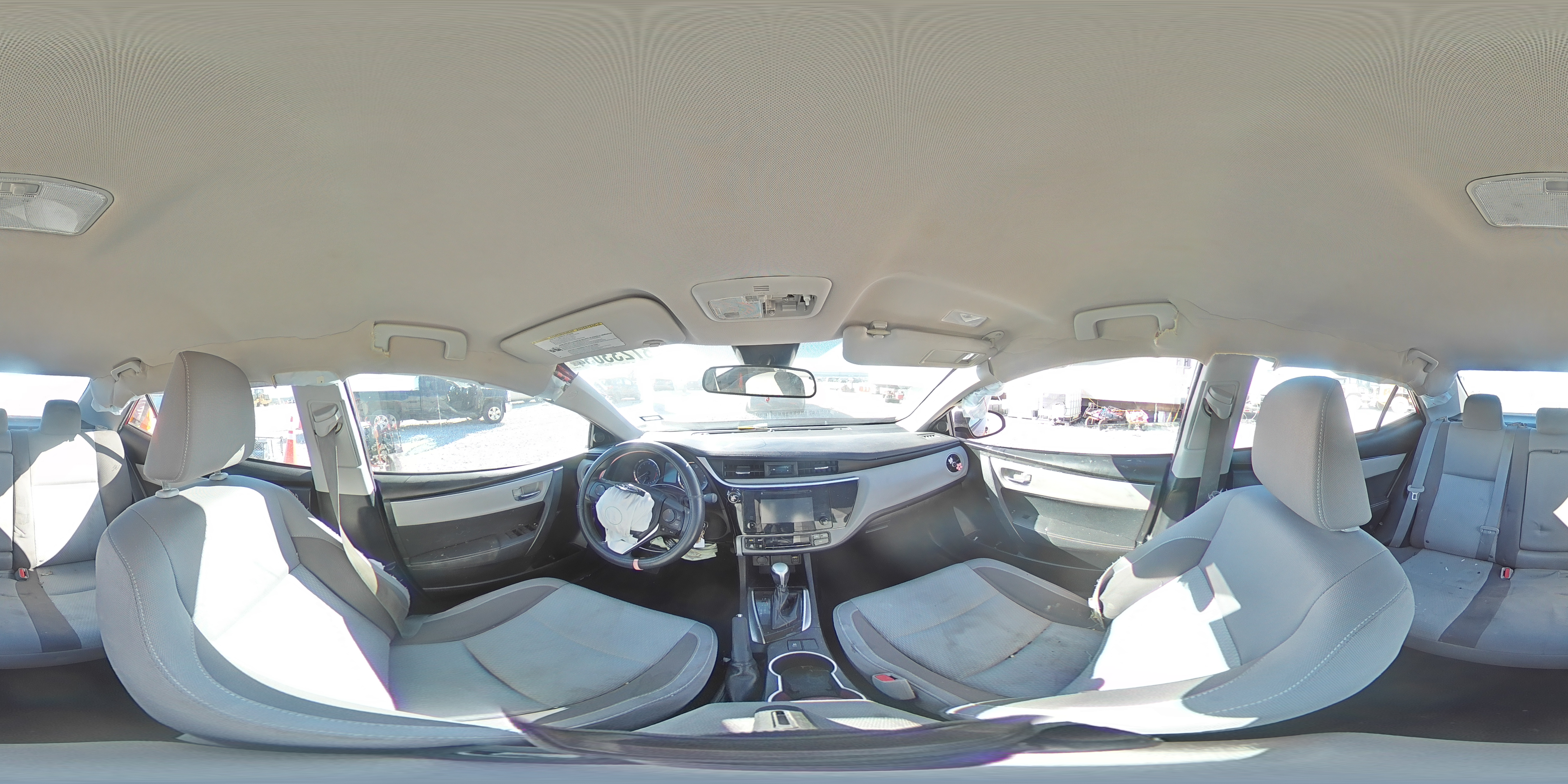 2018 Toyota Corolla - Image 12