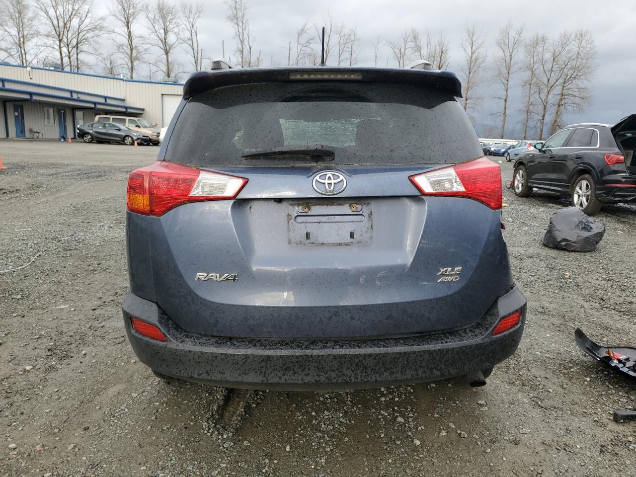 VIN JTMRFREV7DD044882 2013 TOYOTA RAV4 no.6