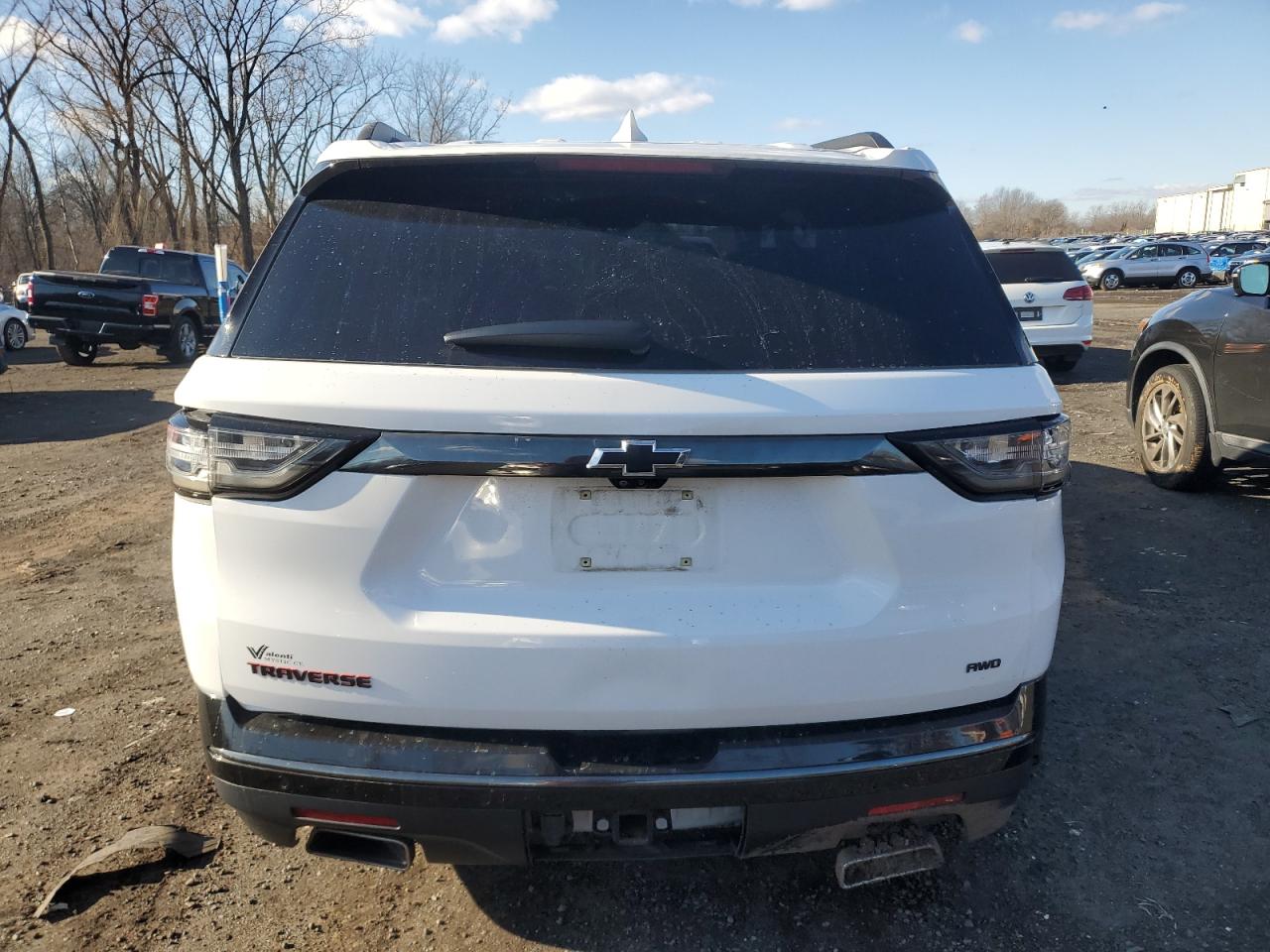 VIN 1GNEVKKW1MJ106646 2021 CHEVROLET TRAVERSE no.6