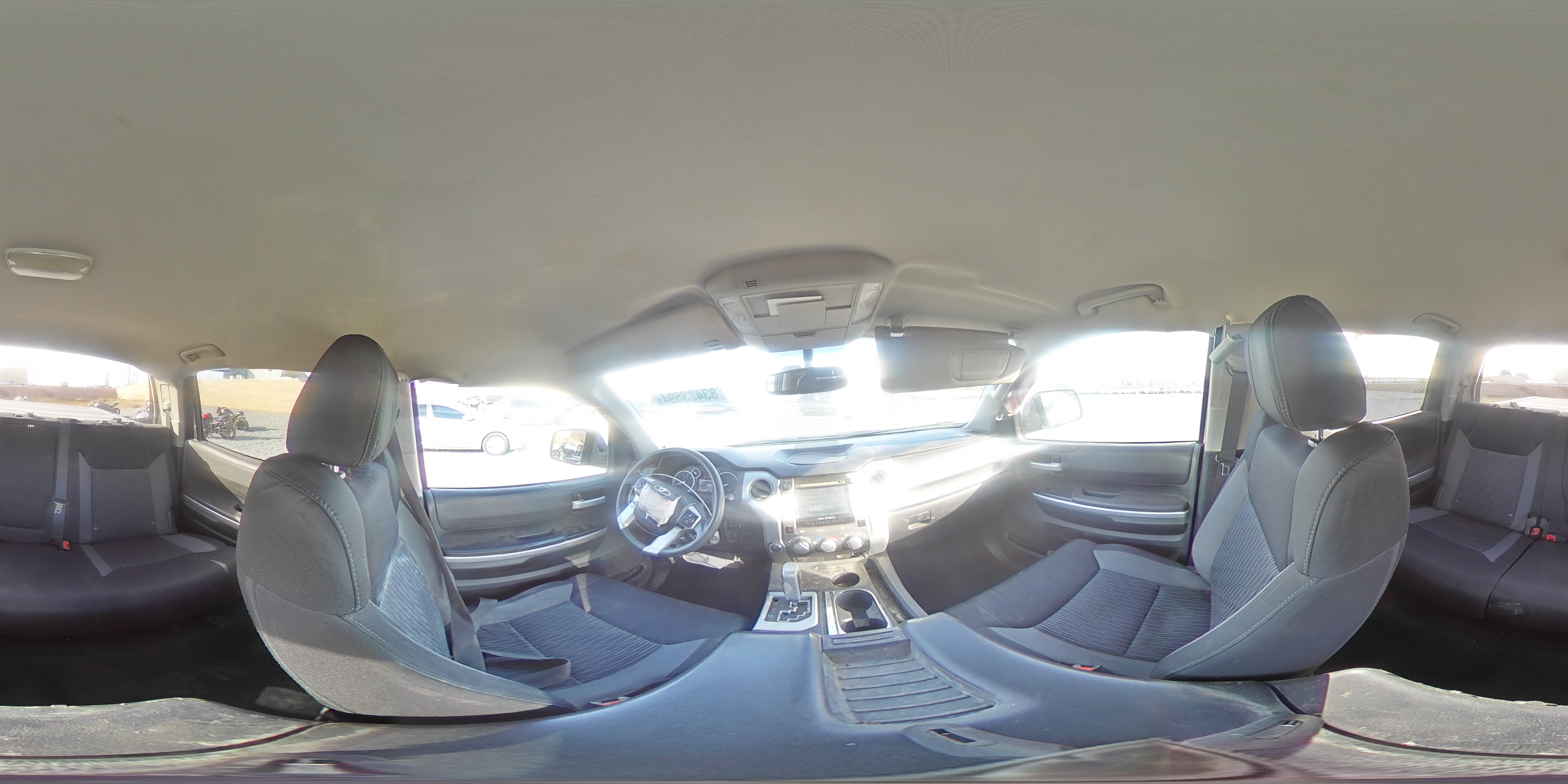 2016 Toyota Tundra - Image 13
