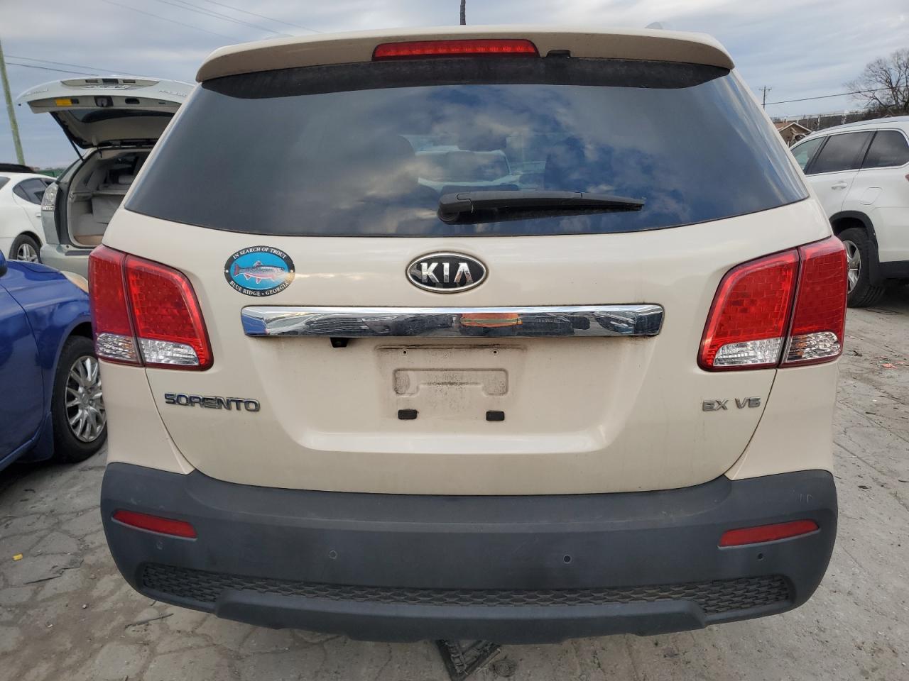 2011 Kia Sorento Ex VIN: 5XYKUDA29BG103855 Lot: 83255934