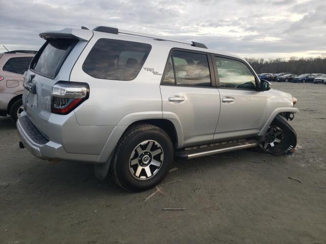  TOYOTA 4RUNNER 2018 Srebrny