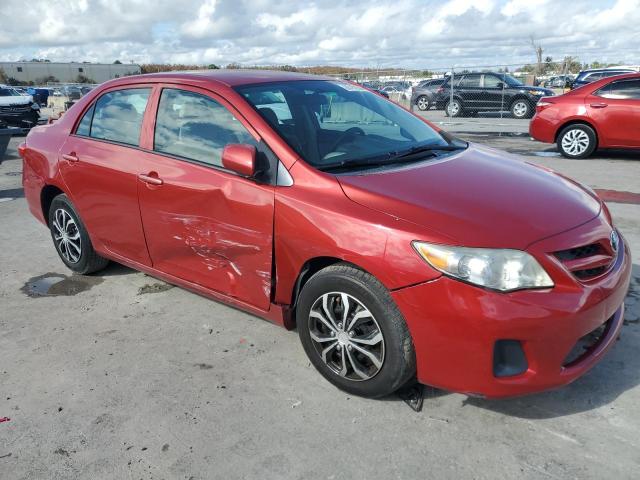  TOYOTA COROLLA 2013 Czerwony